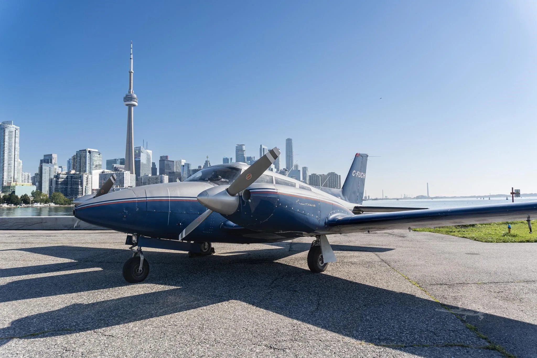 Exterior view of a 1966 PIPER TWIN COMANCHE, C-FUCH.