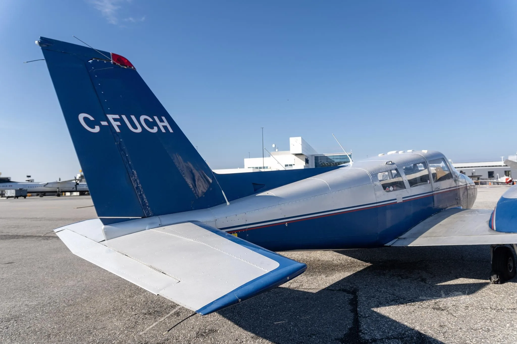Exterior view of a 1966 PIPER TWIN COMANCHE, C-FUCH.