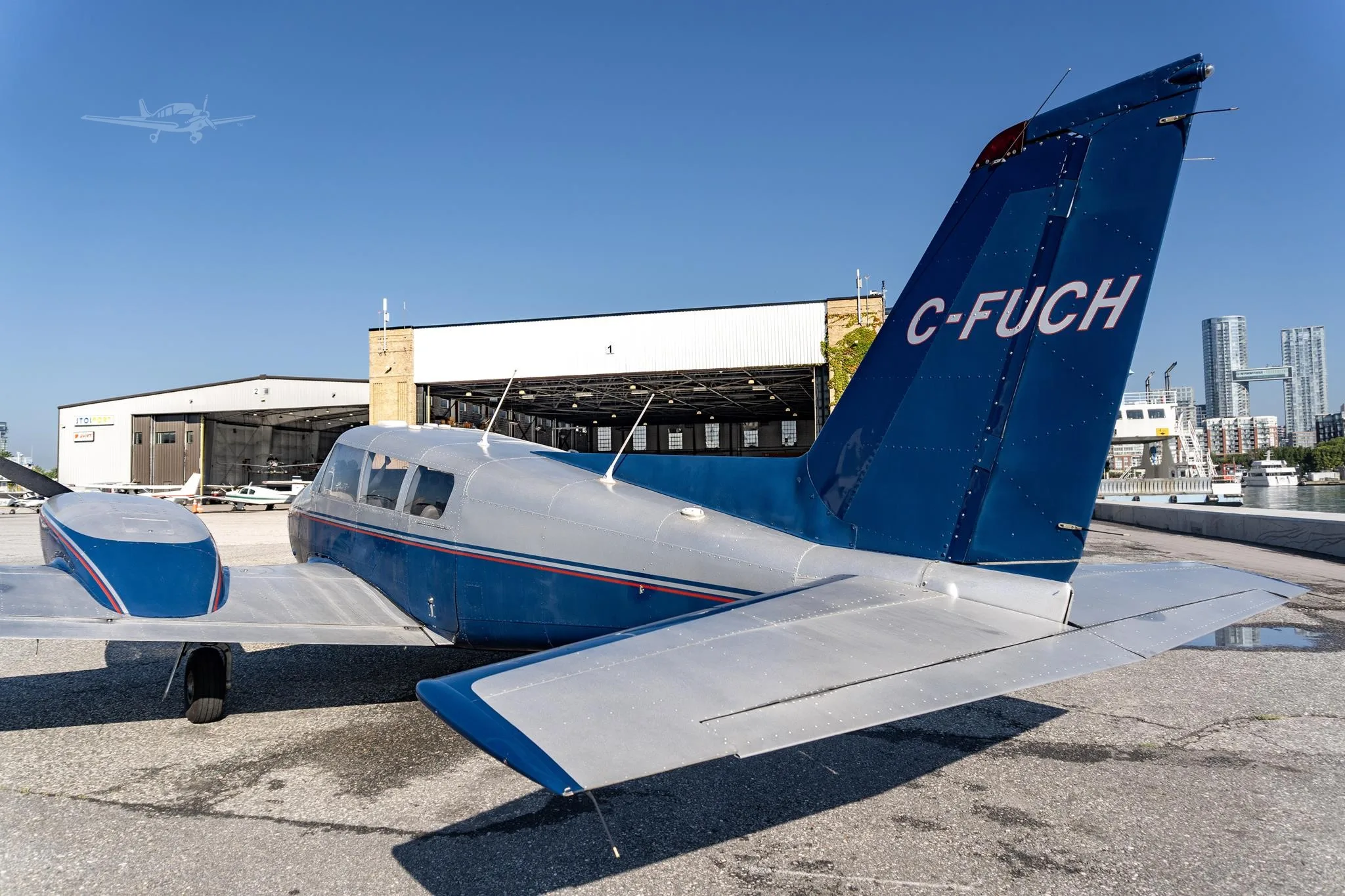 Exterior view of a 1966 PIPER TWIN COMANCHE, C-FUCH.