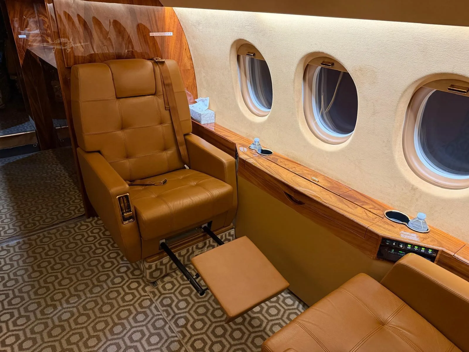 Cabin interior of a 1988 DASSAULT FALCON 900B.