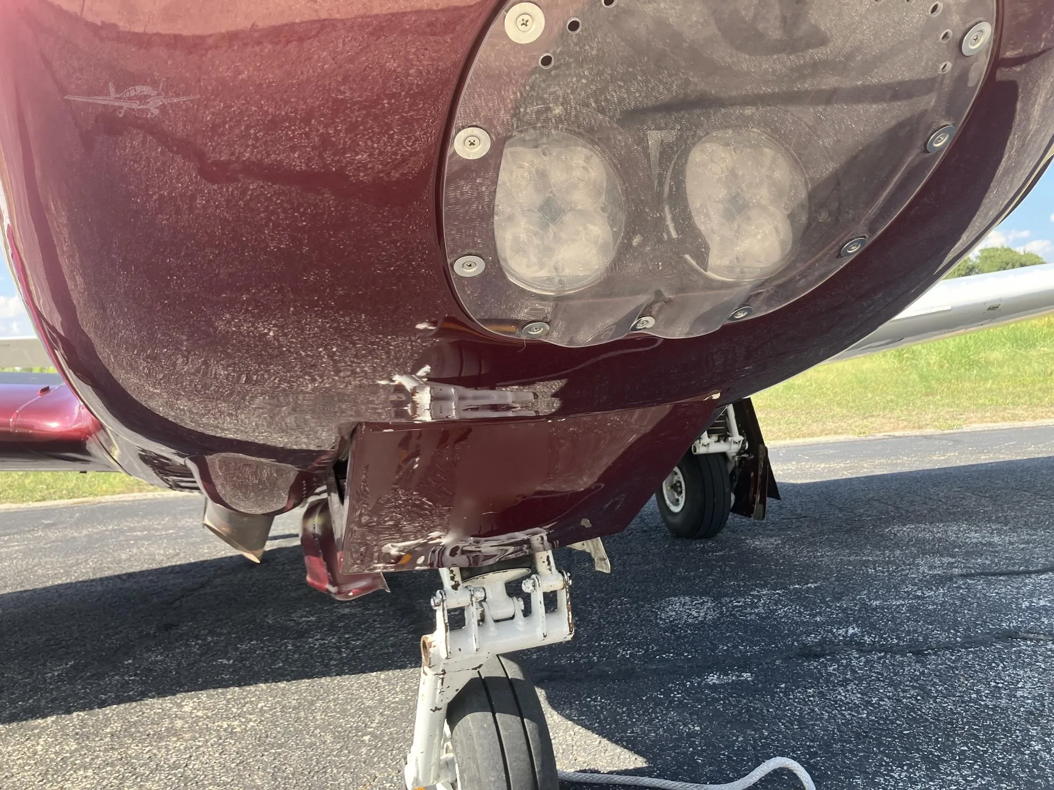 Engine detail of a 1981 MOONEY M20K 305 ROCKET.
