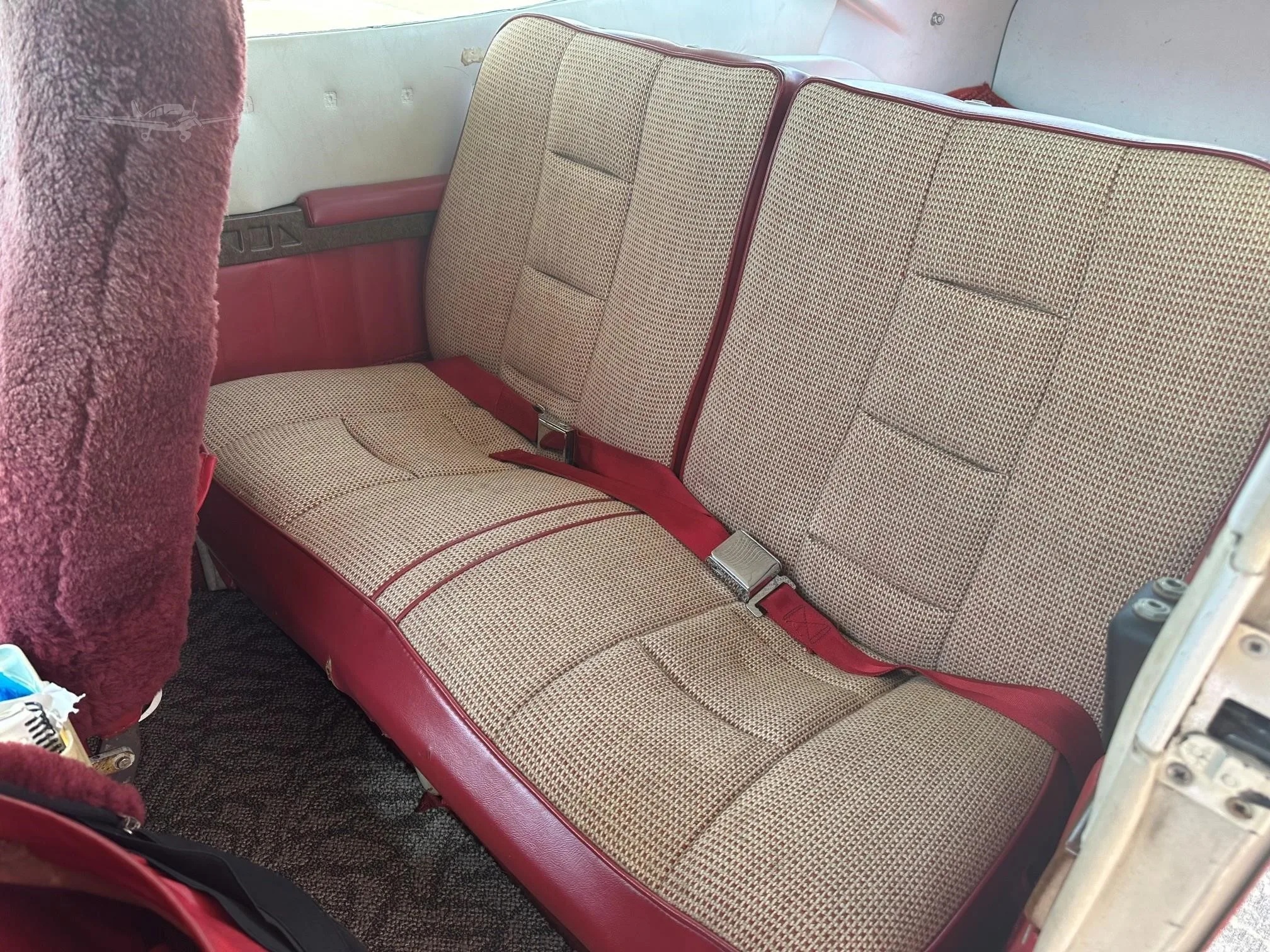 Cabin interior of a 1981 CESSNA 182R SKYLANE.