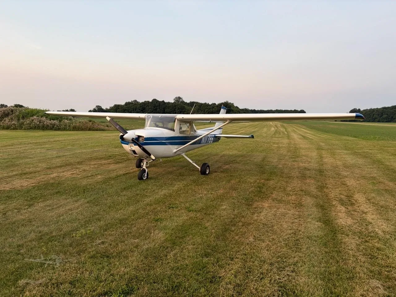 Exterior view of a 1974 CESSNA 150, N11786.