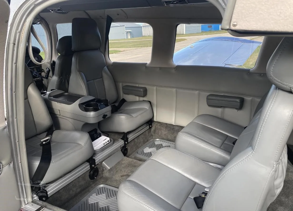 Cabin interior of a 1978 PIPER TURBO LANCE II.