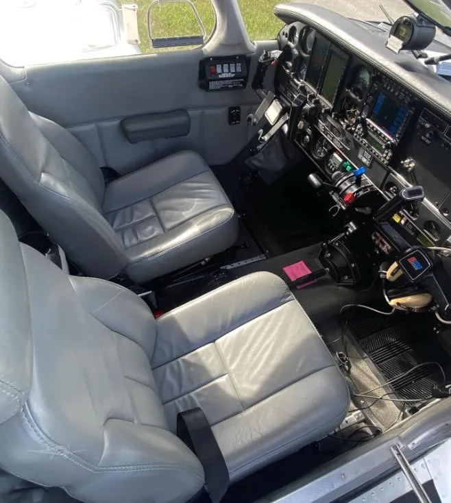 Cabin interior of a 1978 PIPER TURBO LANCE II.