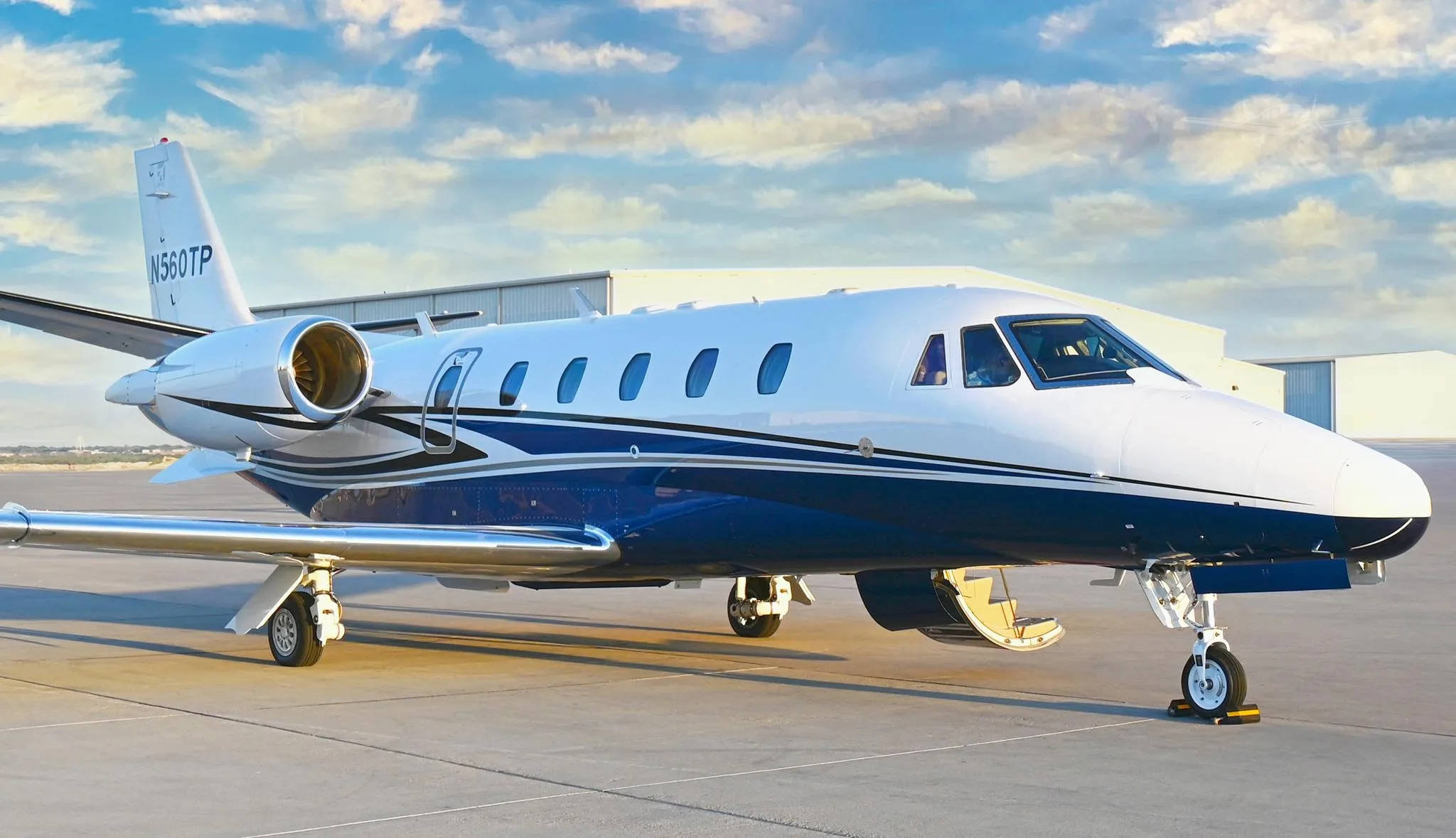 Exterior view of a 2001 CESSNA CITATION EXCEL, N560TP.
