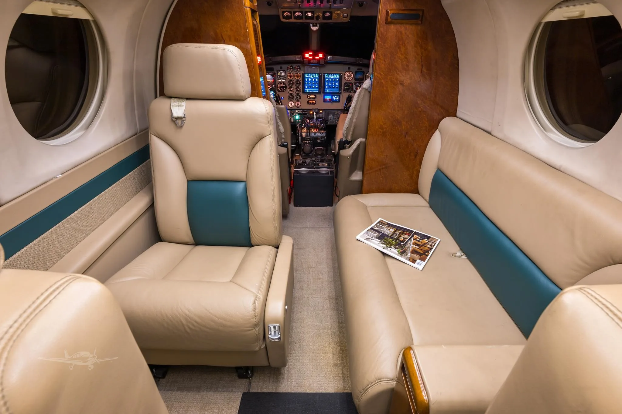 Cabin interior of a 1984 BEECHCRAFT KING AIR 300.