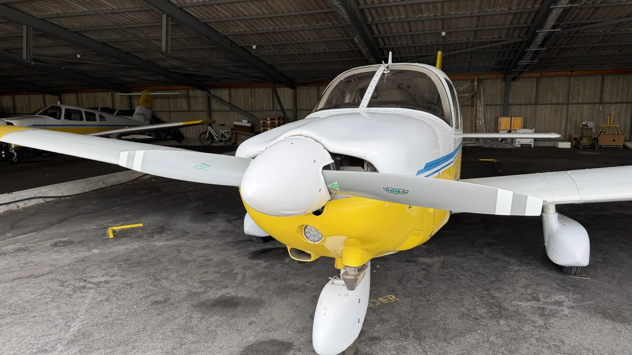 Exterior view of a 1981 PIPER ARCHER II, HB-PGB.