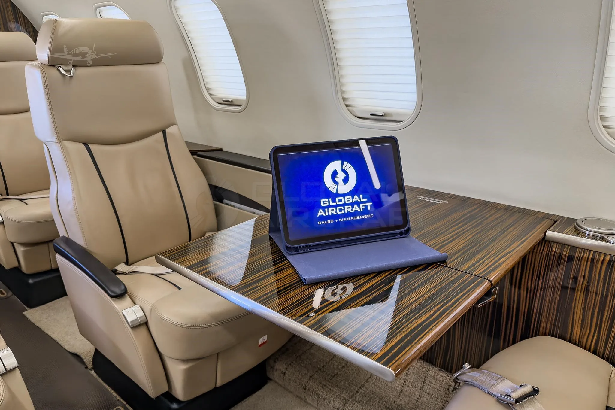 Cabin interior of a 2008 LEARJET 40XR.