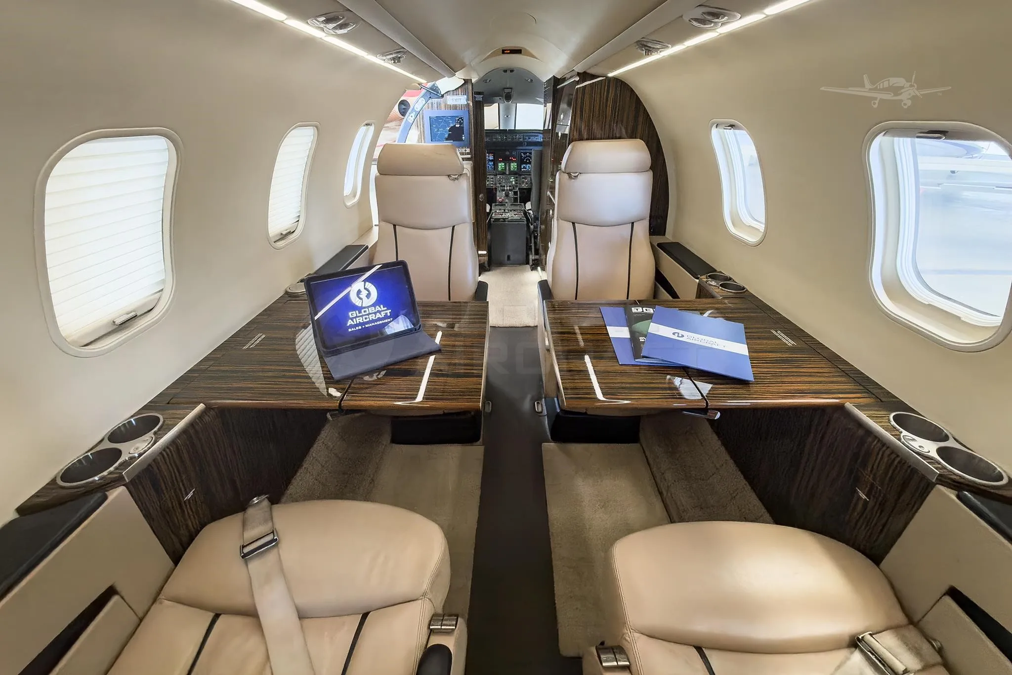 Cabin interior of a 2008 LEARJET 40XR.