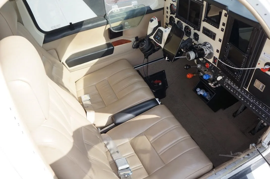 Cabin interior of a 1981 BEECHCRAFT A36 BONANZA.