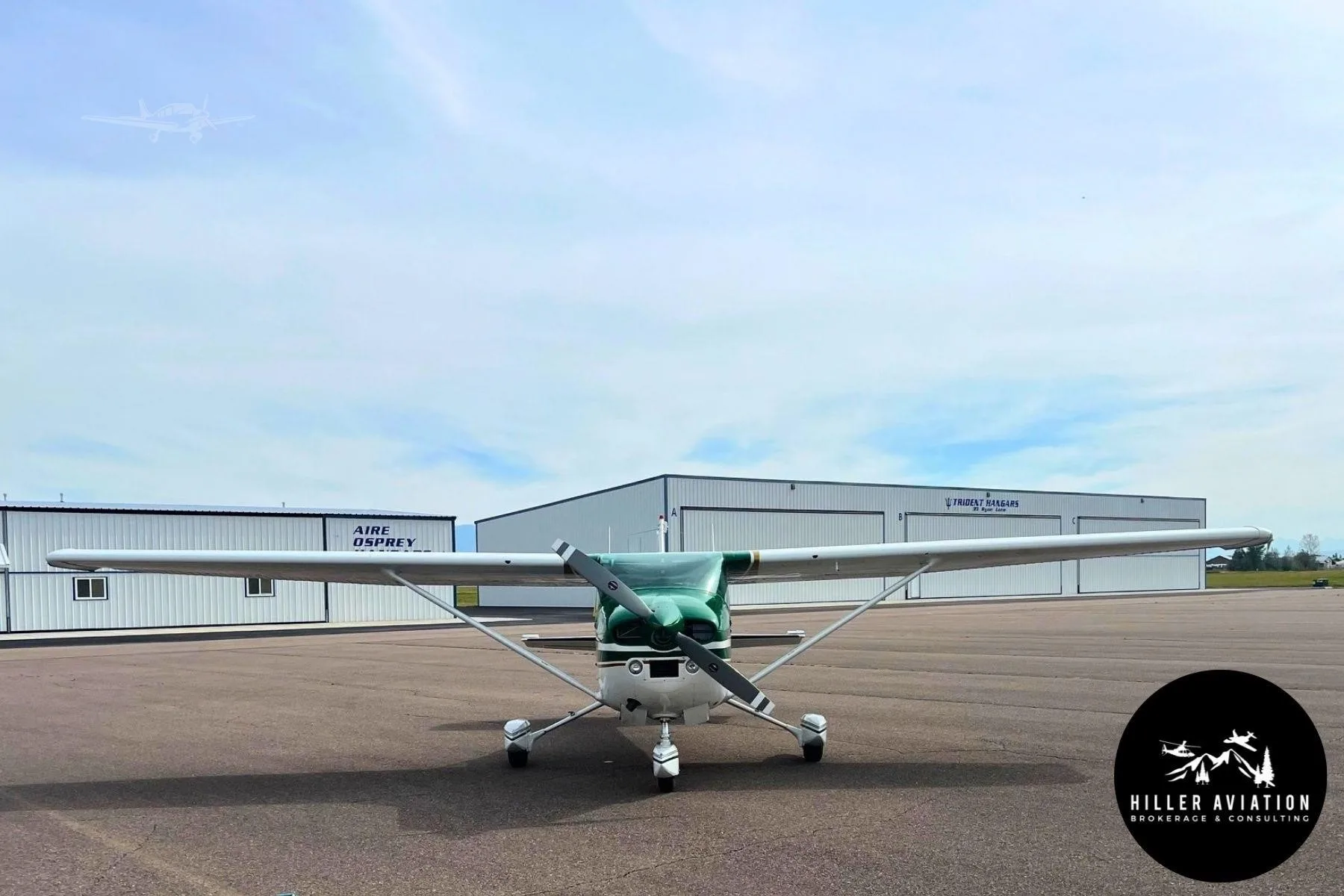 Exterior view of a 1974 CESSNA 182P SKYLANE, N20HB.