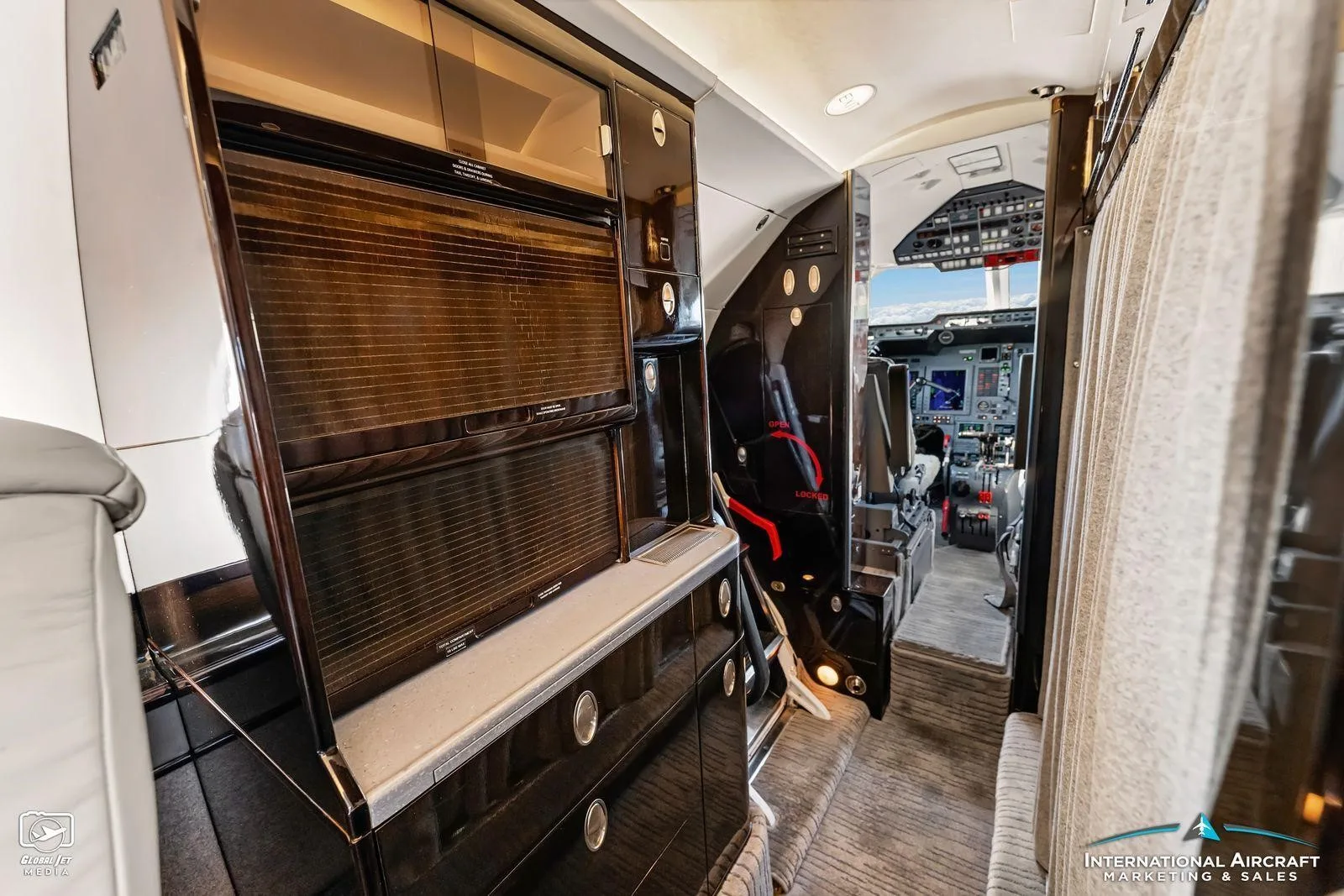 Cabin interior of a 2002 HAWKER 800XP.