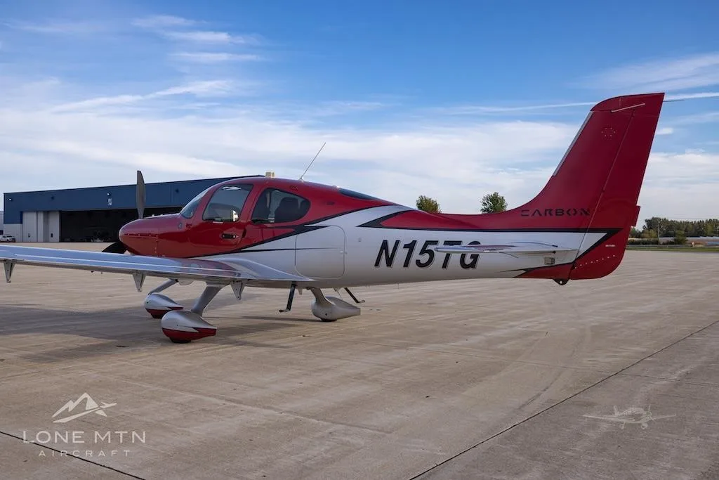 Exterior view of a 2022 CIRRUS SR22-G6 TURBO, N15TG.