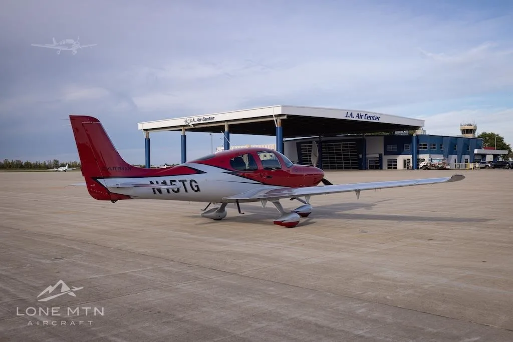 Exterior view of a 2022 CIRRUS SR22-G6 TURBO, N15TG.