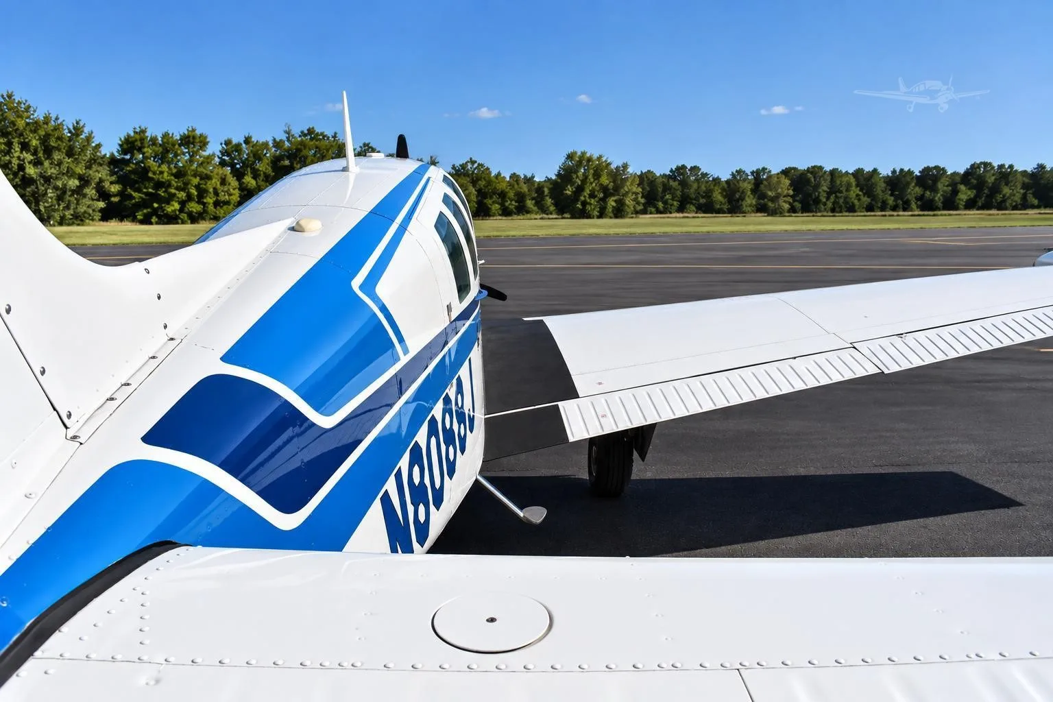 Marketing image of a 1990 BEECHCRAFT A36 BONANZA.