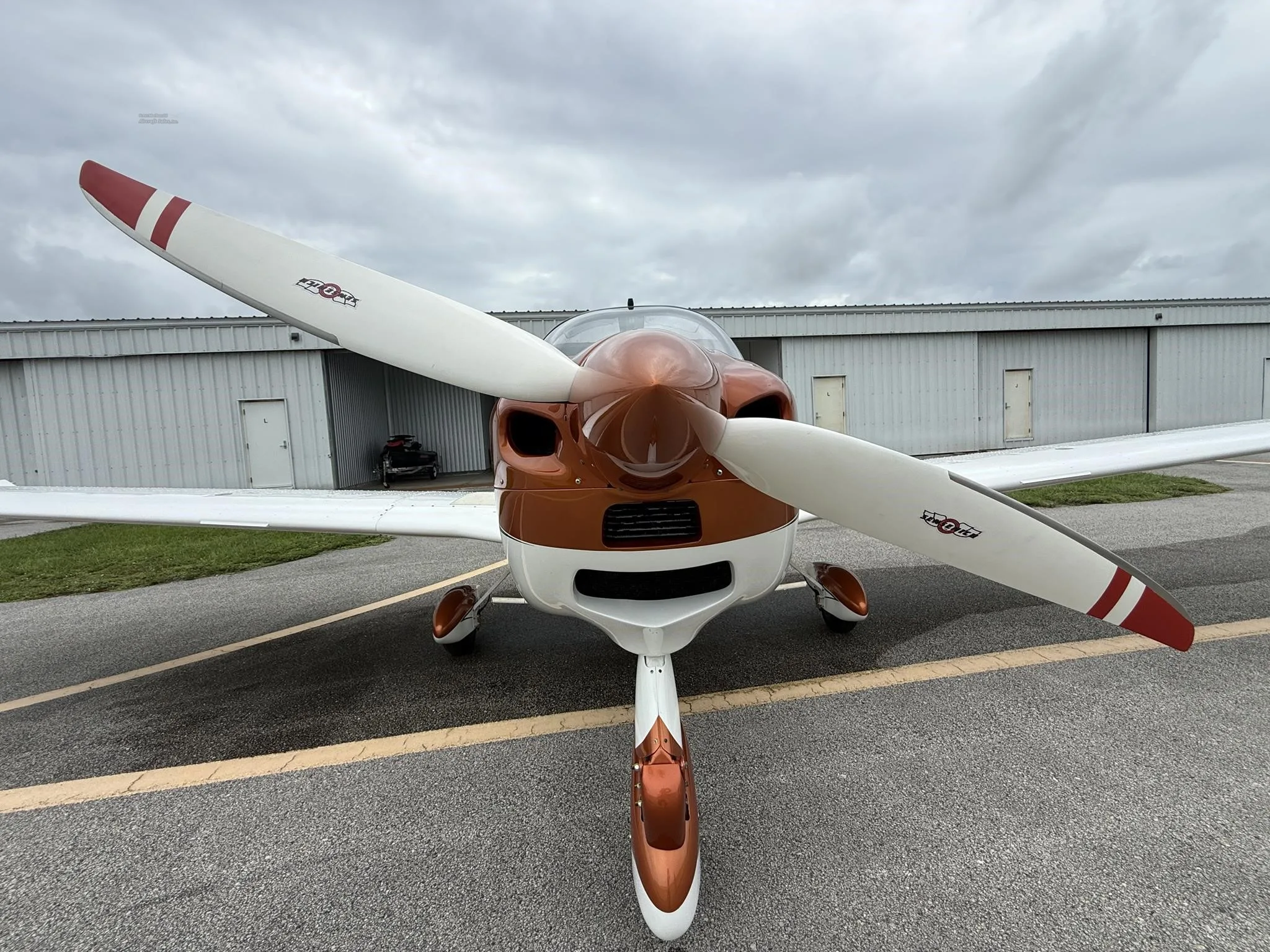 Exterior view of a 2016 TECNAM P2002 SIERRA, N11WL.