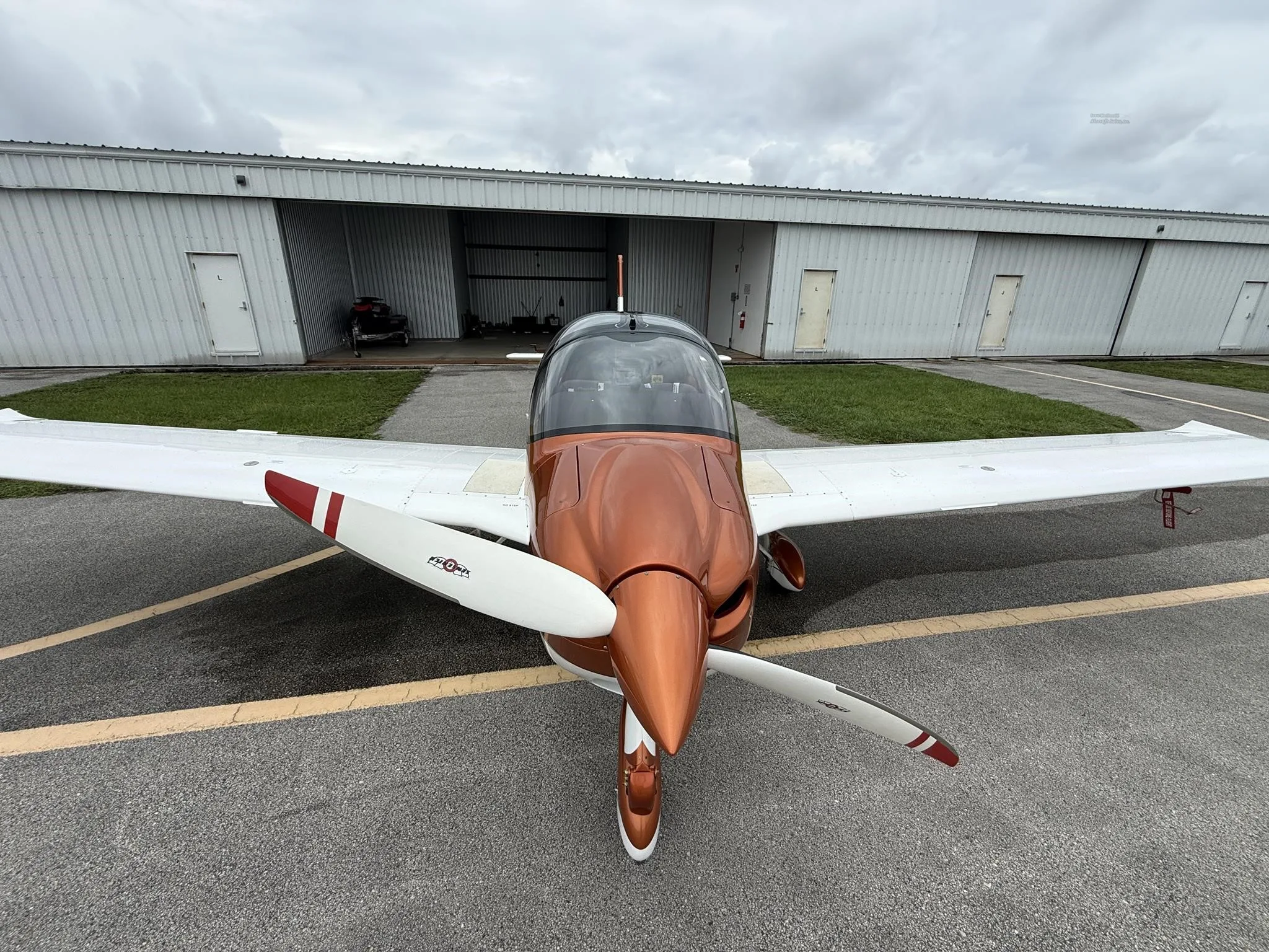 Exterior view of a 2016 TECNAM P2002 SIERRA, N11WL.