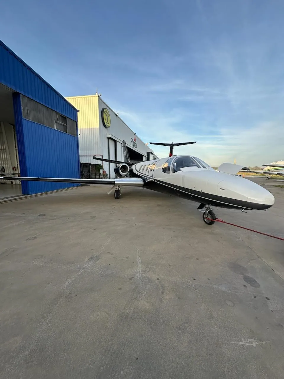 Exterior view of a 1979 CESSNA CITATION ISP, LV-GCC.