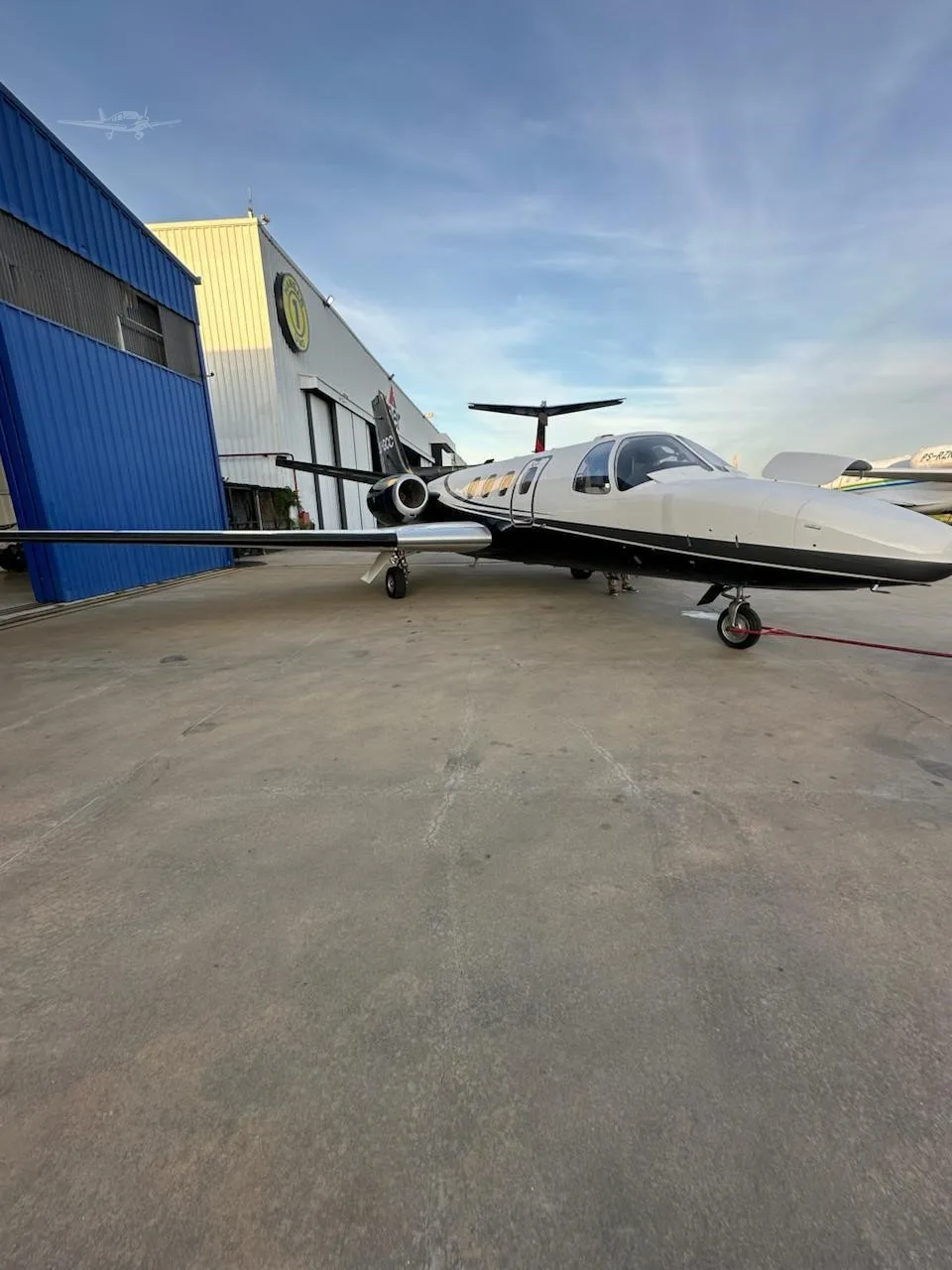 Exterior view of a 1979 CESSNA CITATION ISP, LV-GCC.
