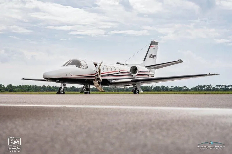 Exterior view of a 1998 CESSNA CITATION BRAVO, N66PF.