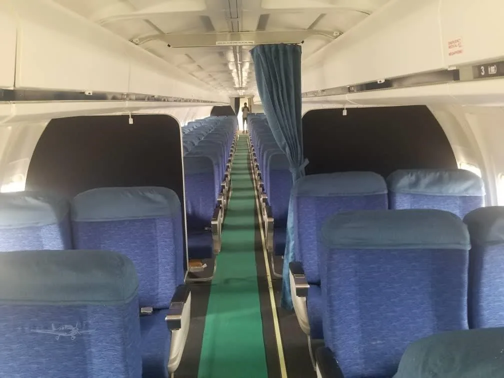 Cabin interior of a 1976 BOEING 727-200 SUPER27.