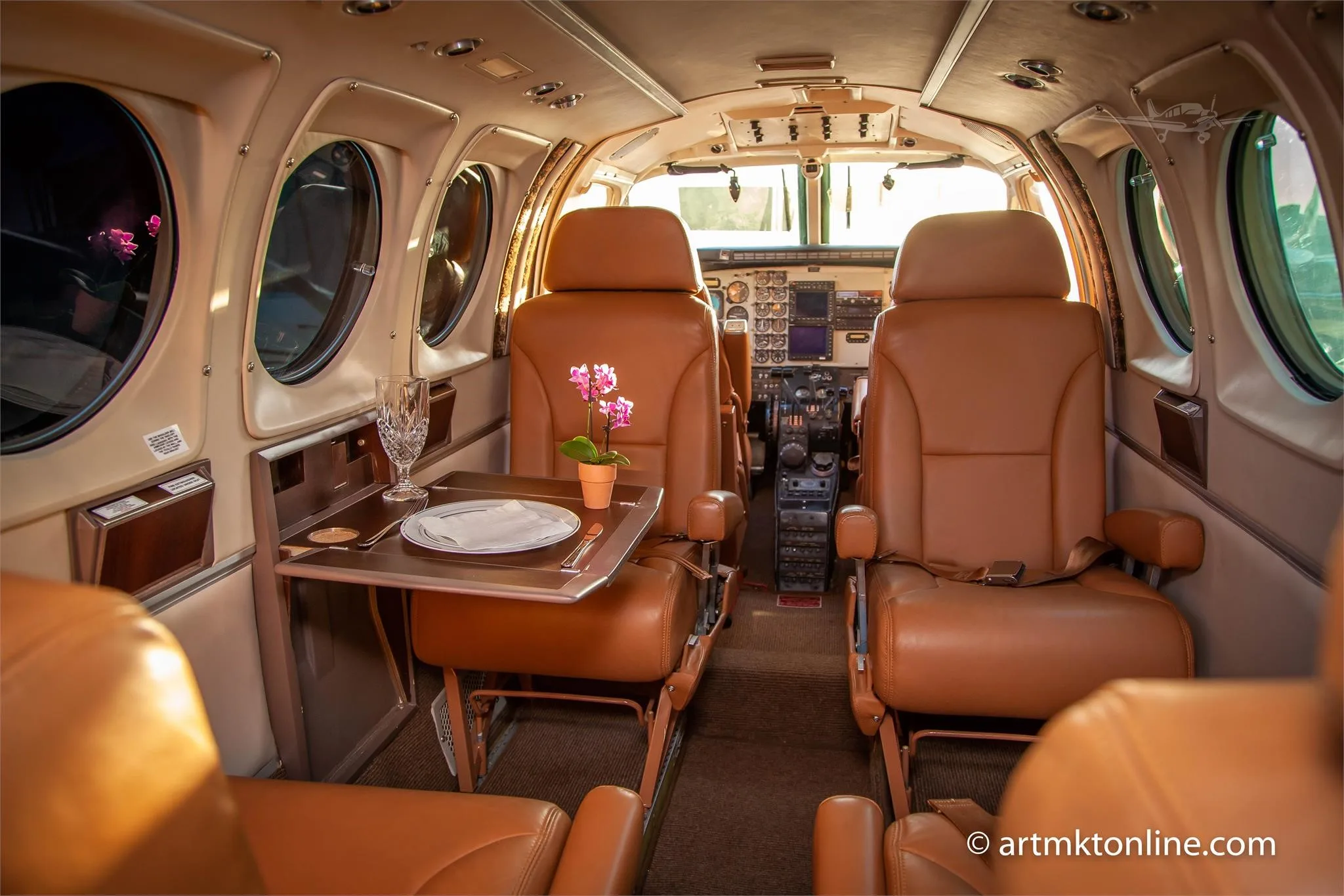 Cabin interior of a 1979 BEECHCRAFT KING AIR C90.
