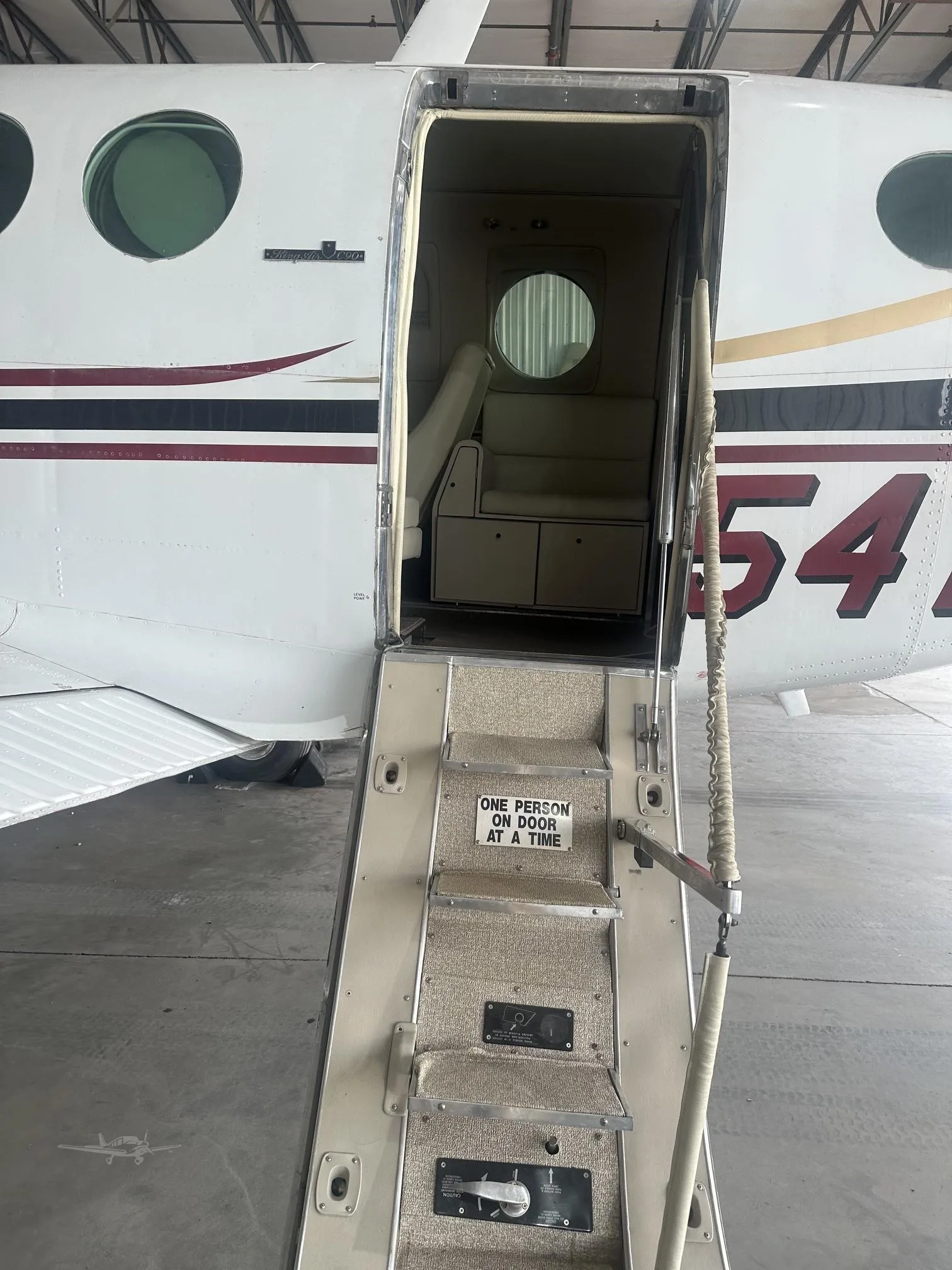 Cabin interior of a 1978 BEECHCRAFT KING AIR C90.
