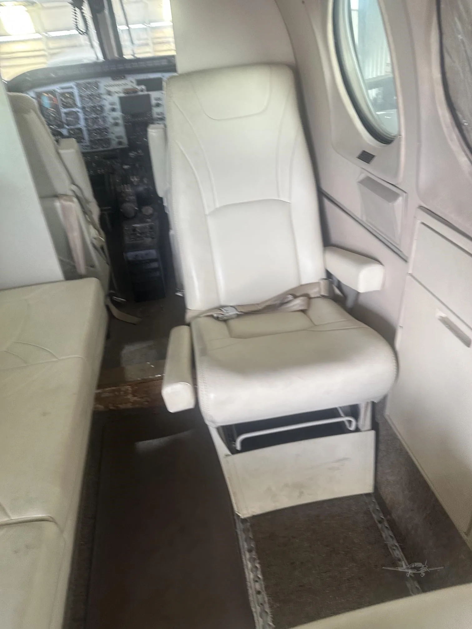 Cabin interior of a 1978 BEECHCRAFT KING AIR C90.
