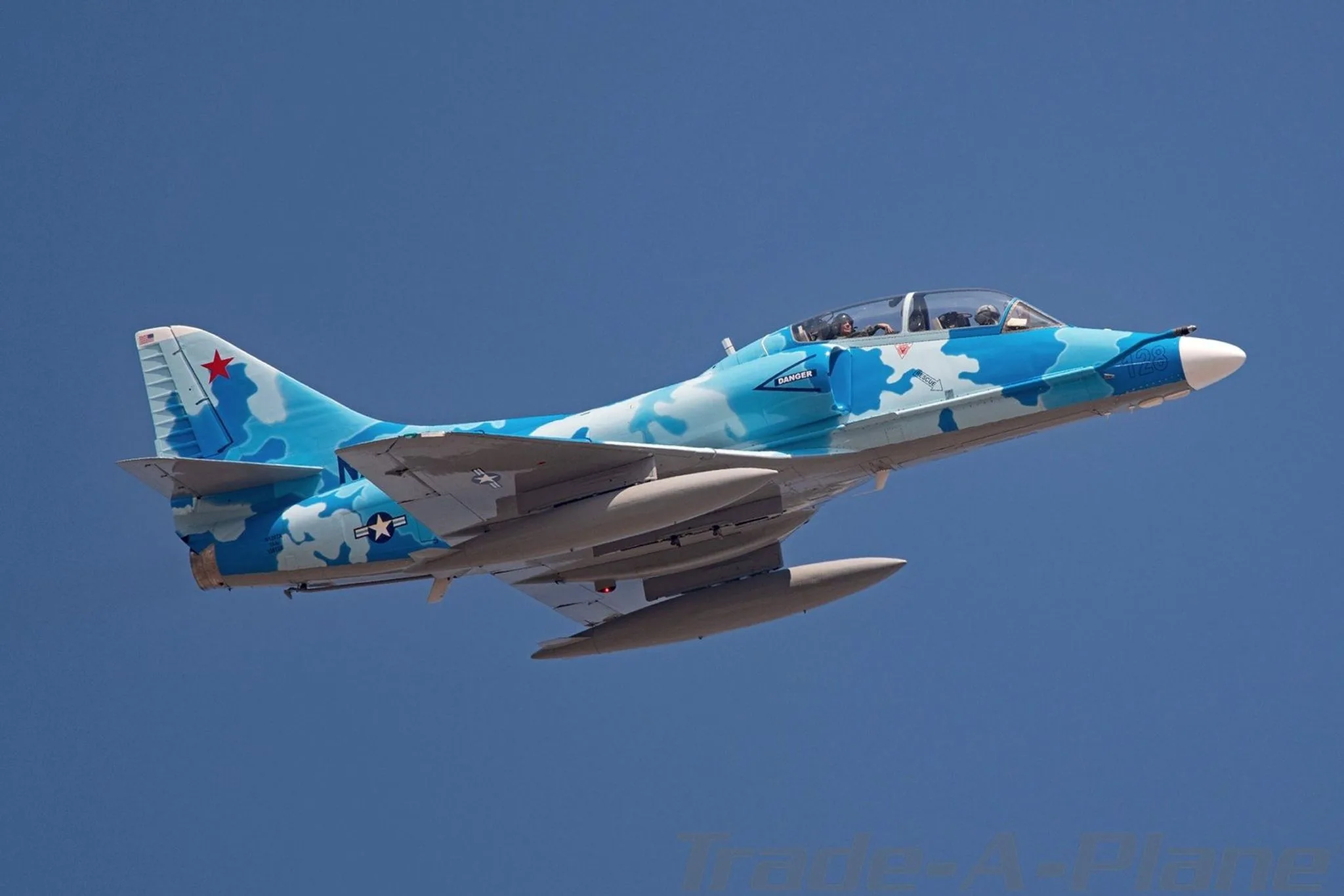 1992 MCDONNELL DOUGLAS TA4J SKYHAWK