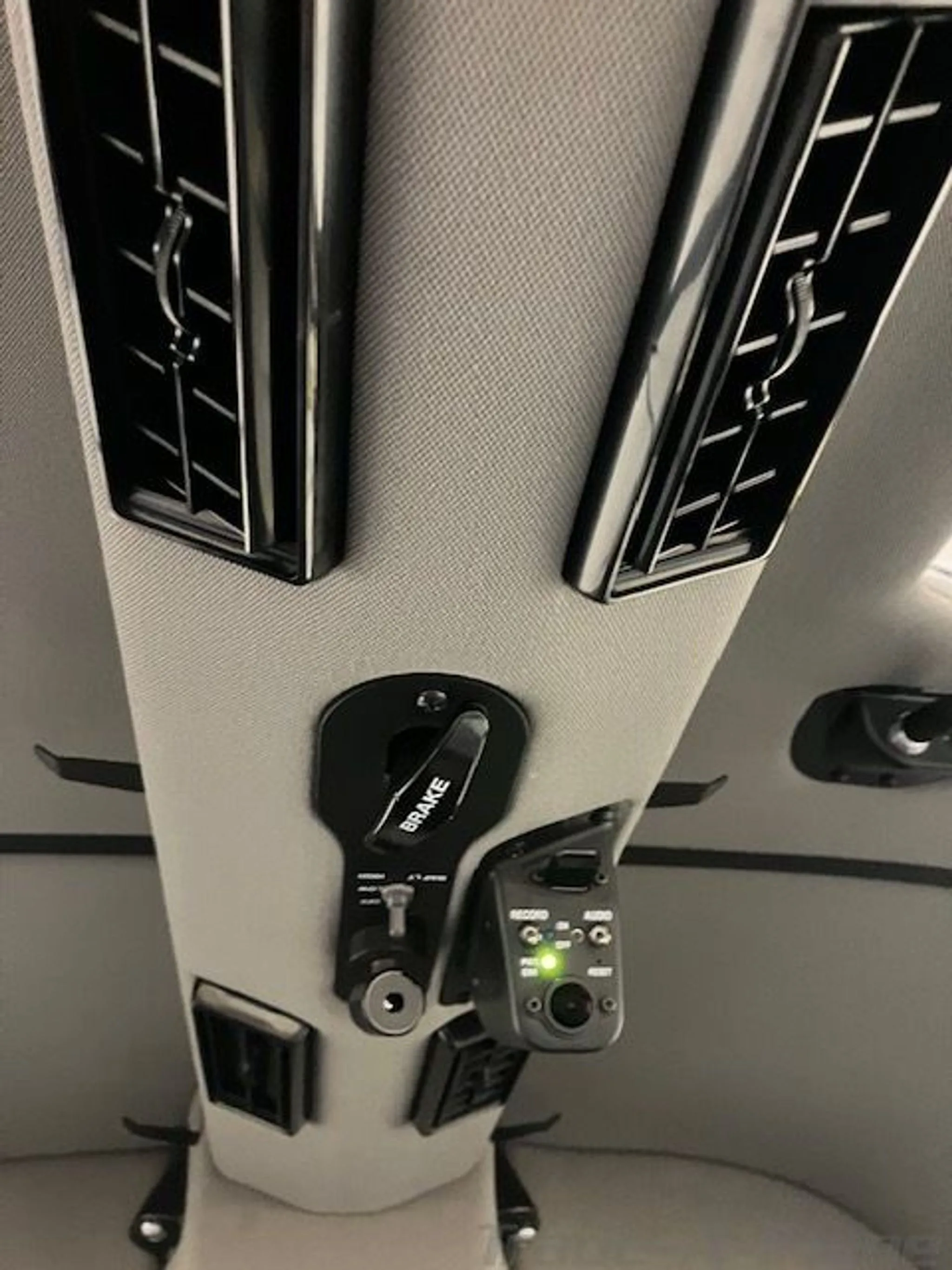 Avionics suite of a 2025 ROBINSON R44 RAVEN II.