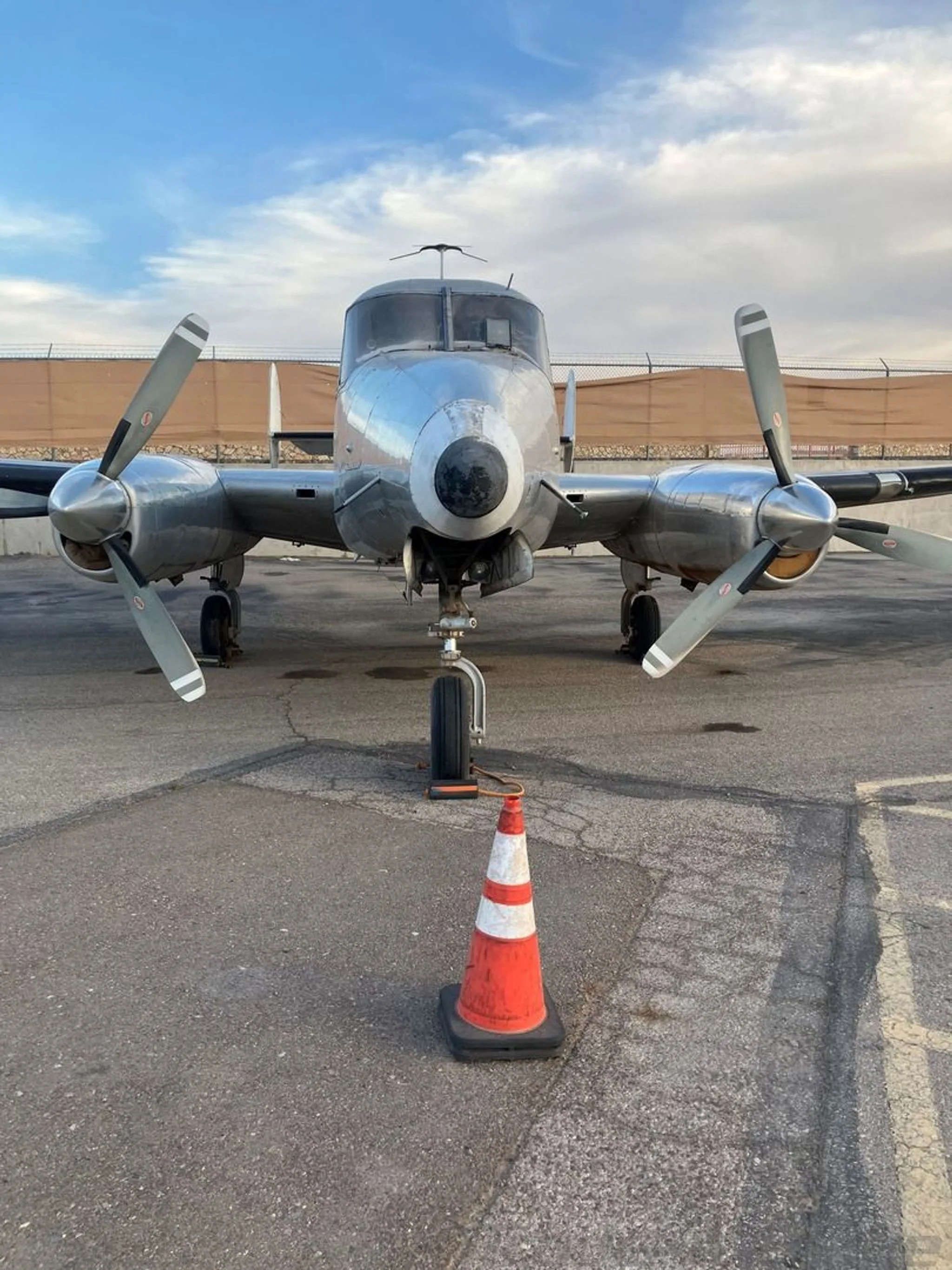 1957 BEECHCRAFT E18S
