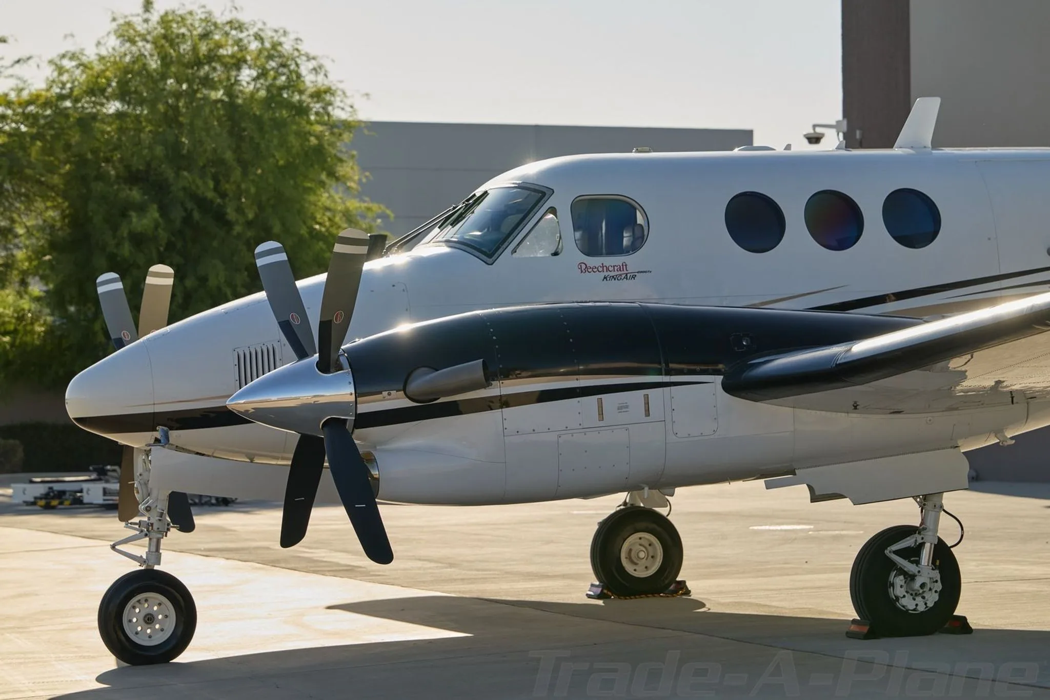 2011 Beechcraft King AIR C90GTX