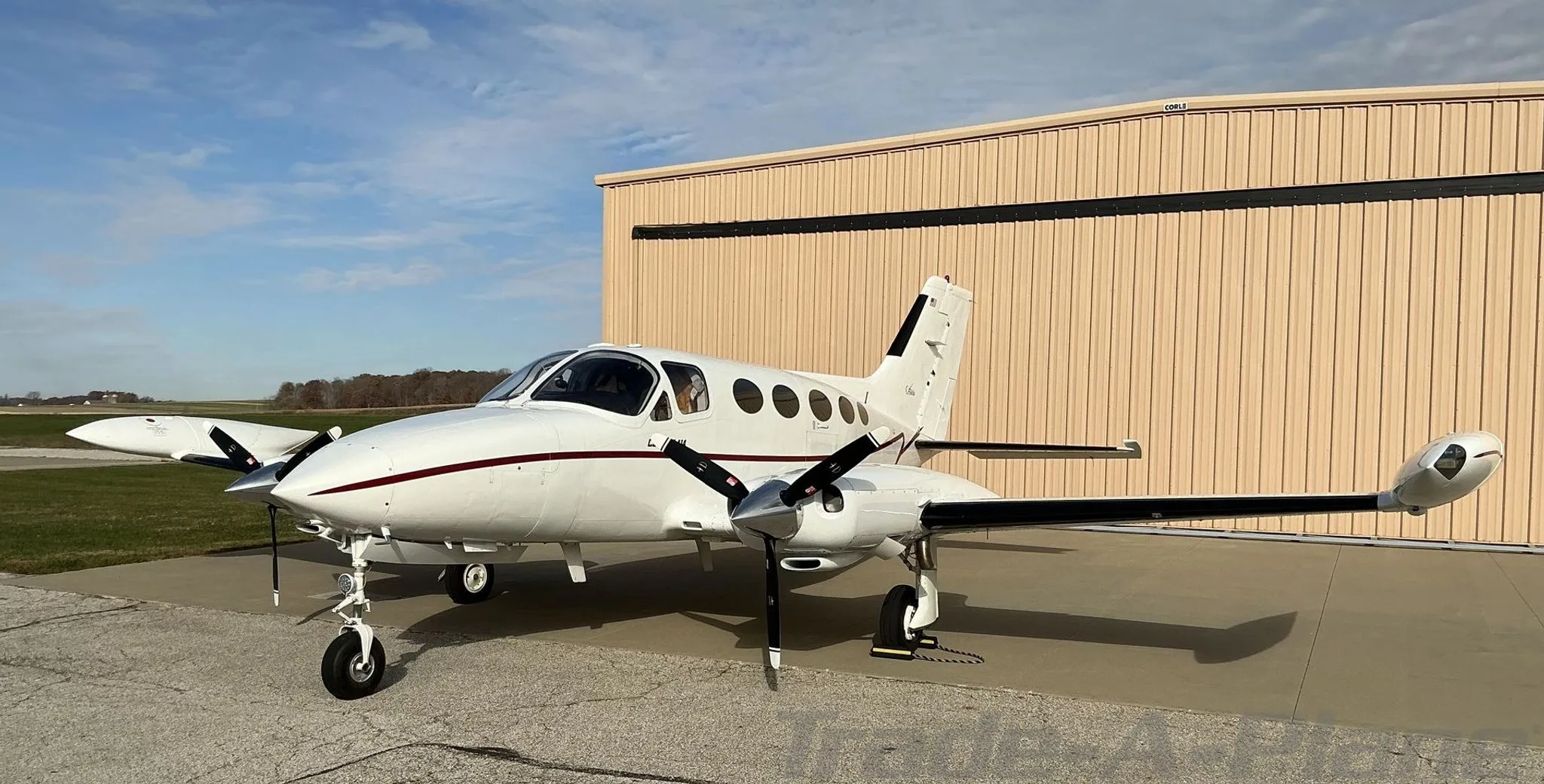 Exterior view of a 1974 CESSNA 414, N22NR.