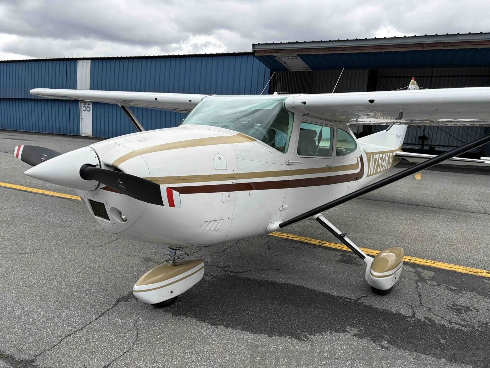 1977 CESSNA 182Q SKYLANE
