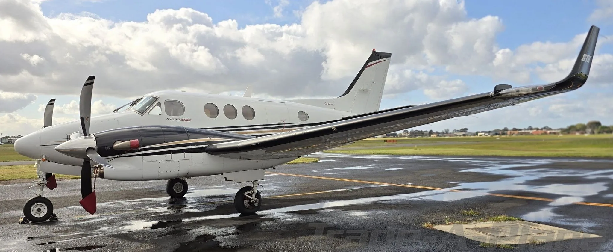 2014 BEECHCRAFT KING AIR C90GTX
