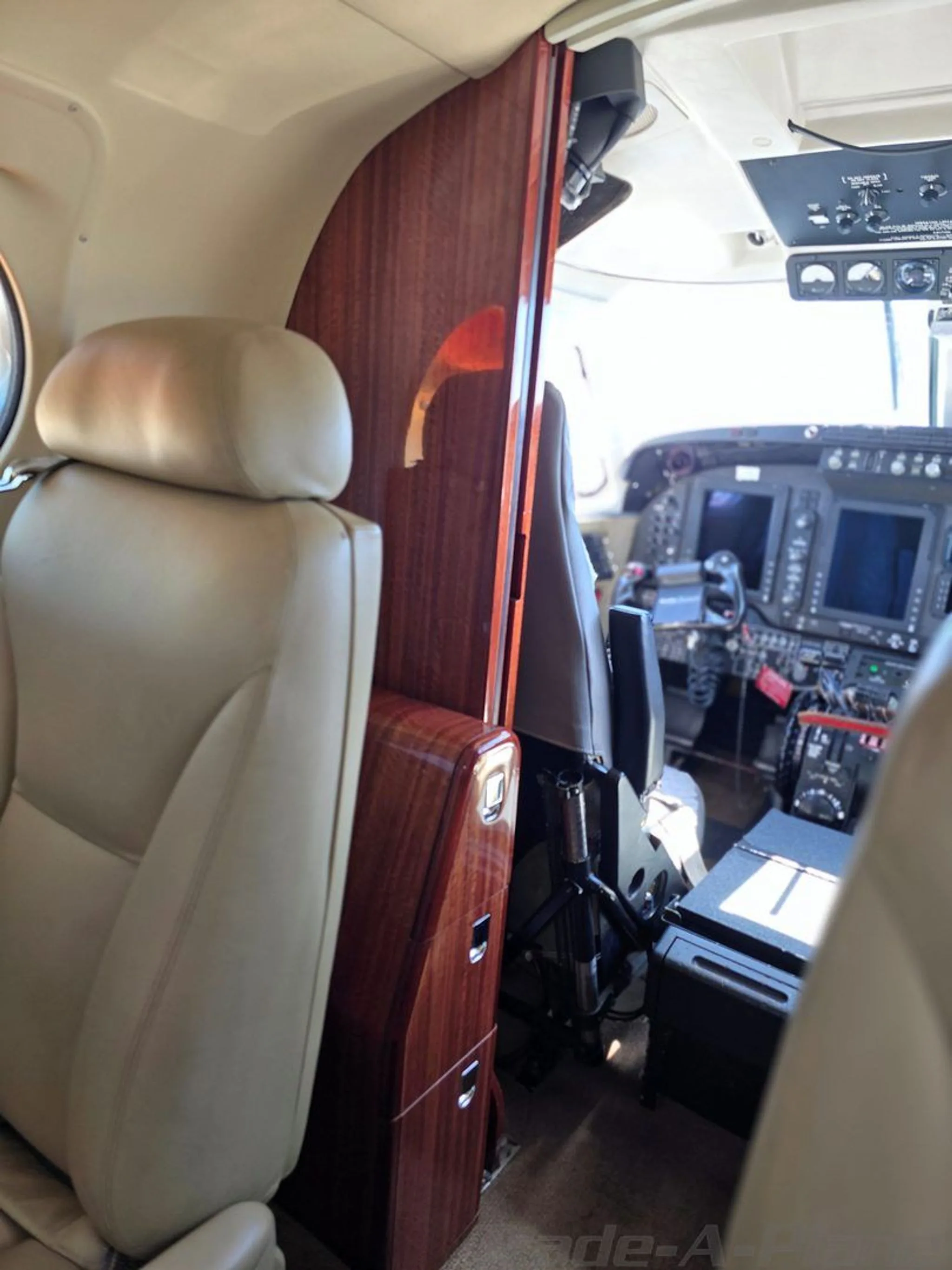 2014 Beechcraft King AIR C90GTX