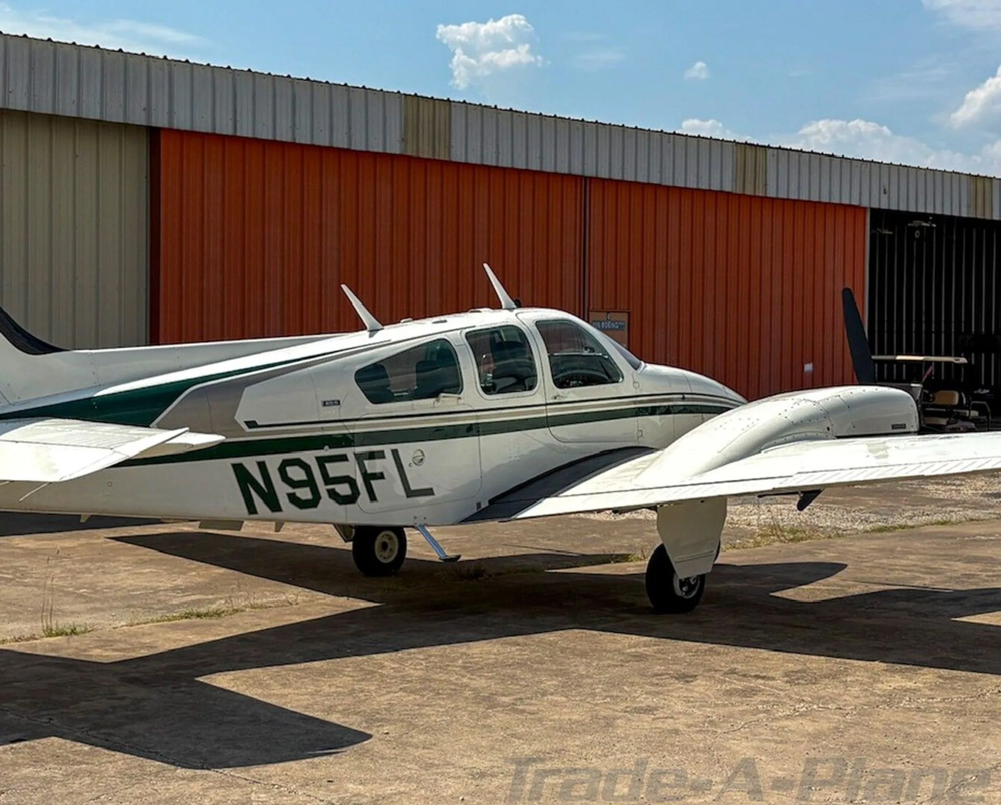 1974 Beechcraft B55 Baron
