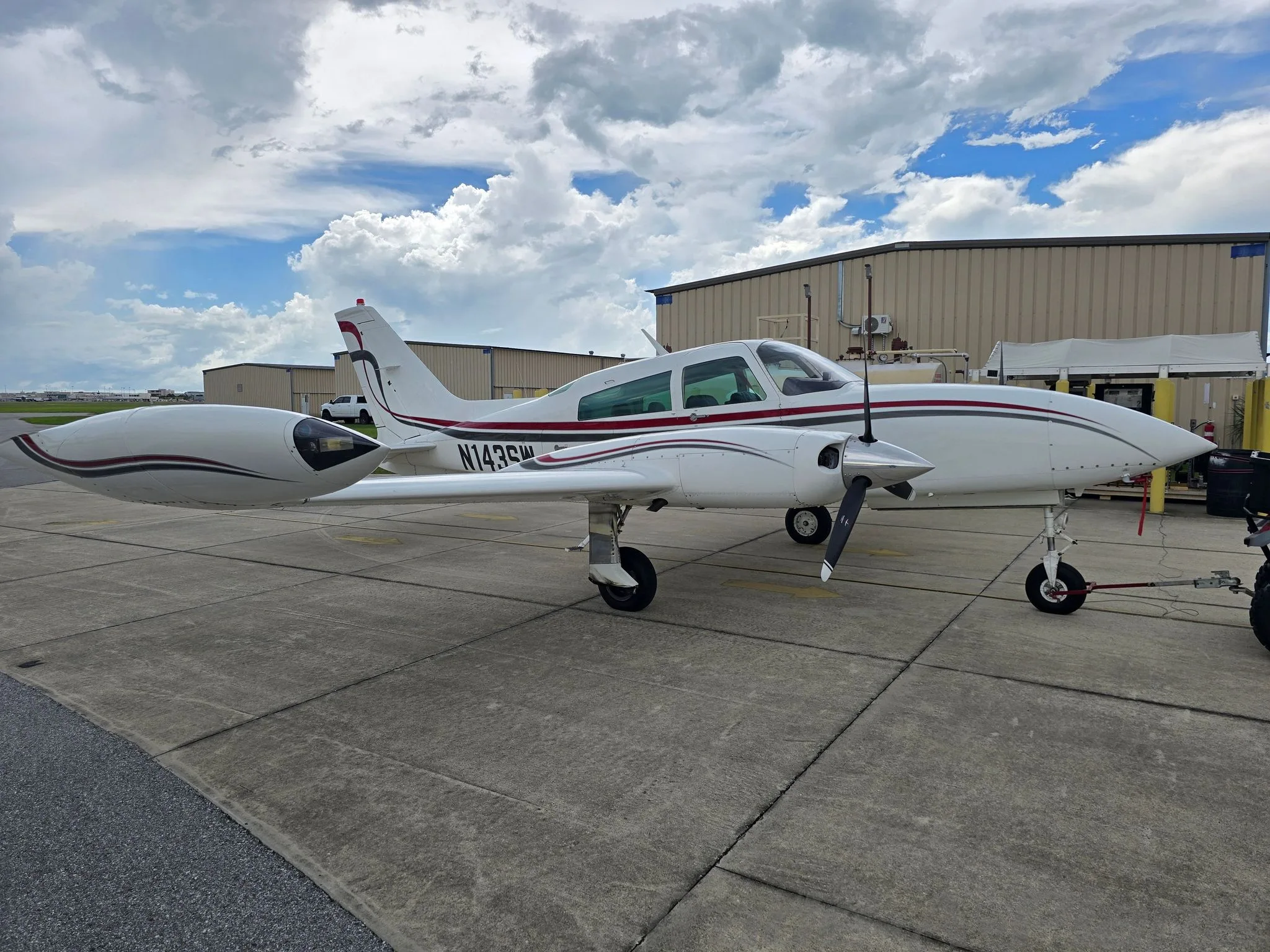 Exterior view of a 1980 CESSNA 310R, N143SW.