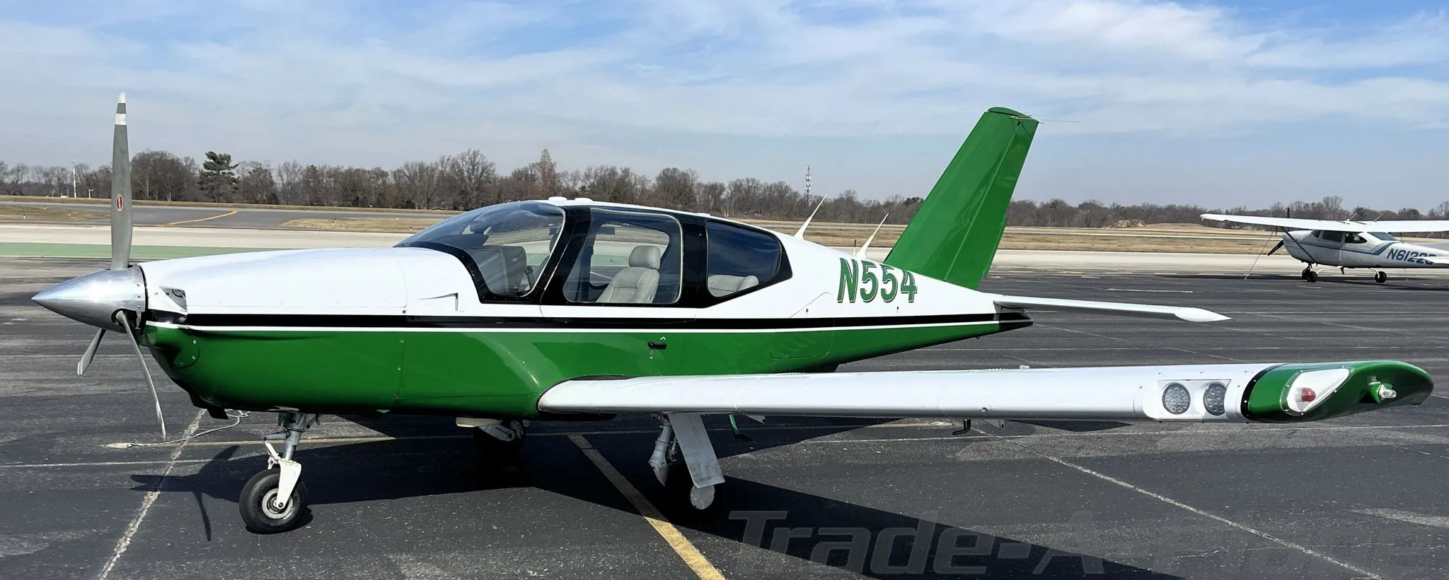 Exterior view of a 1991 SOCATA TB-20 TRINIDAD, N554.