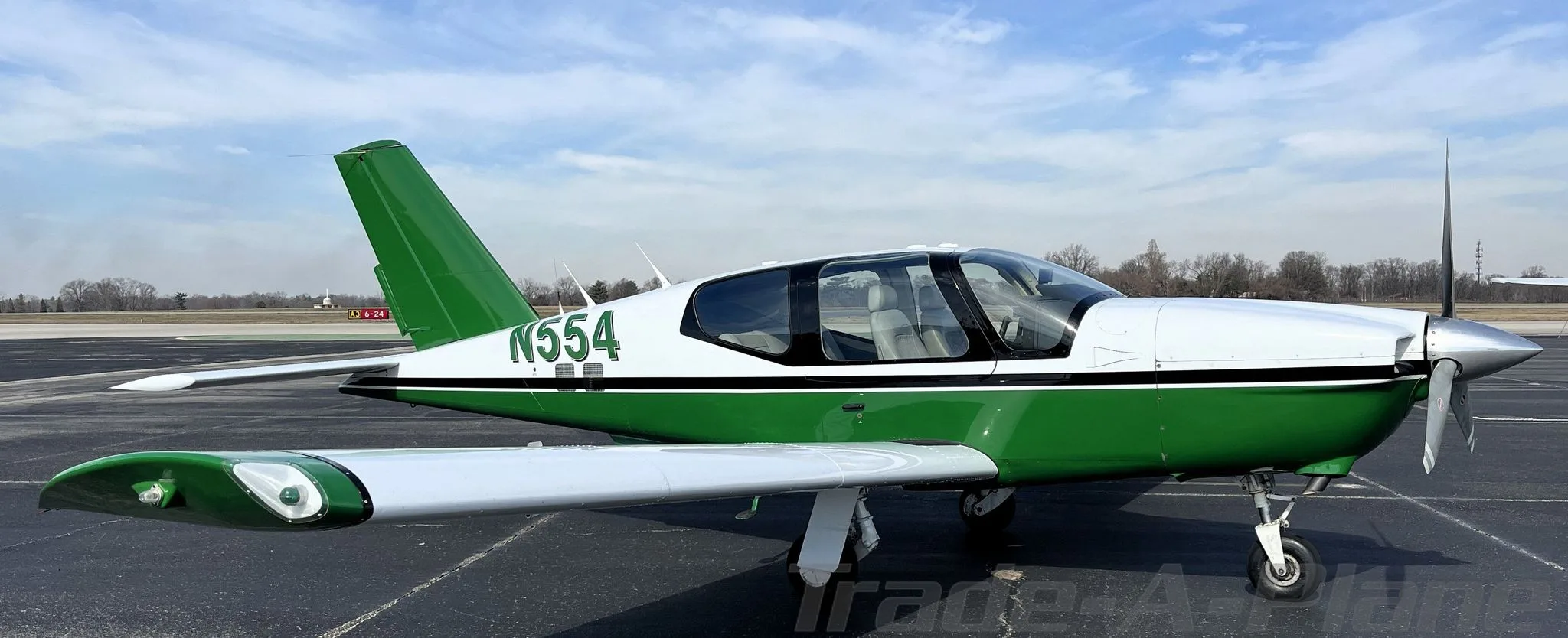 Exterior view of a 1991 SOCATA TB-20 TRINIDAD, N554.