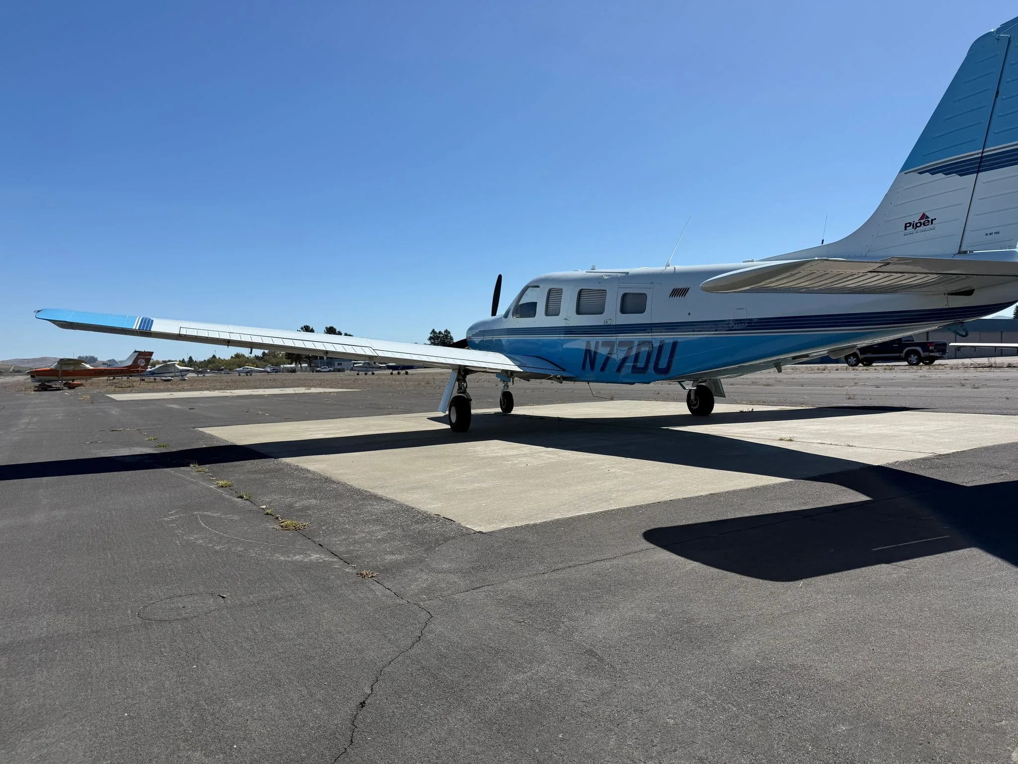 Exterior view of a 1999 PIPER SARATOGA II TC (1998, N77DU.