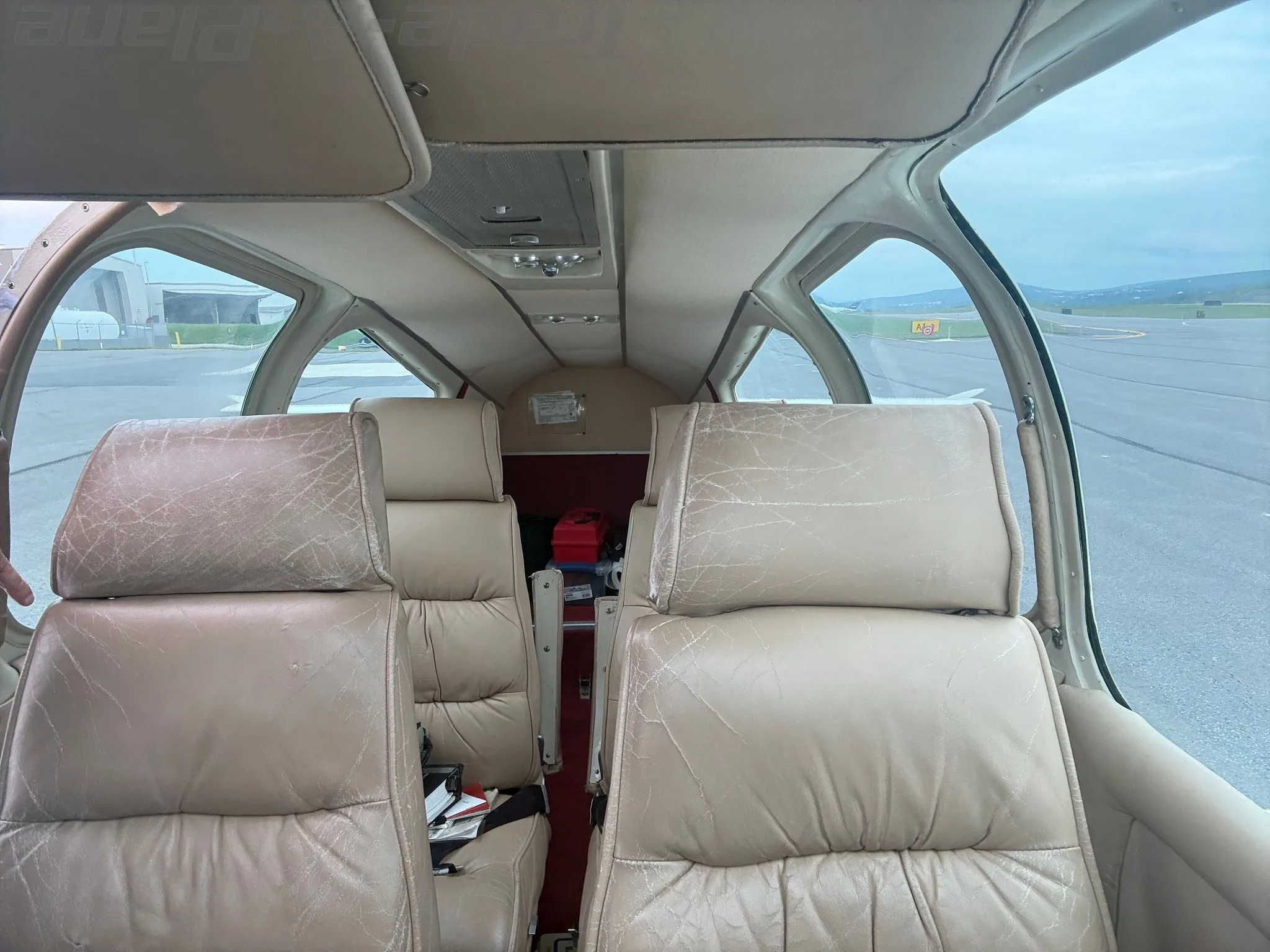 Cabin interior of a BEECHCRAFT 55 BARON.