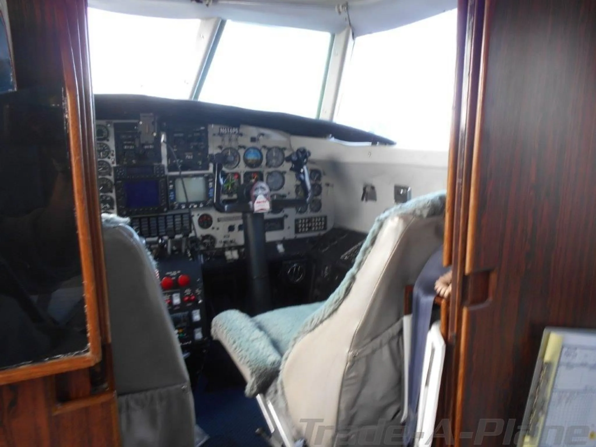 Cabin interior of a 1979 SWEARINGEN SA226-T MERLIN IIIB.