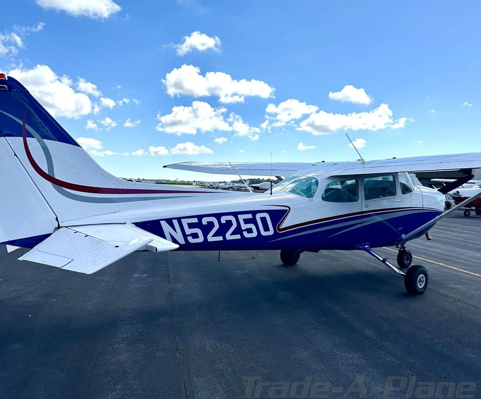 Exterior view of a 1980 CESSNA 172P SKYHAWK, N52250.