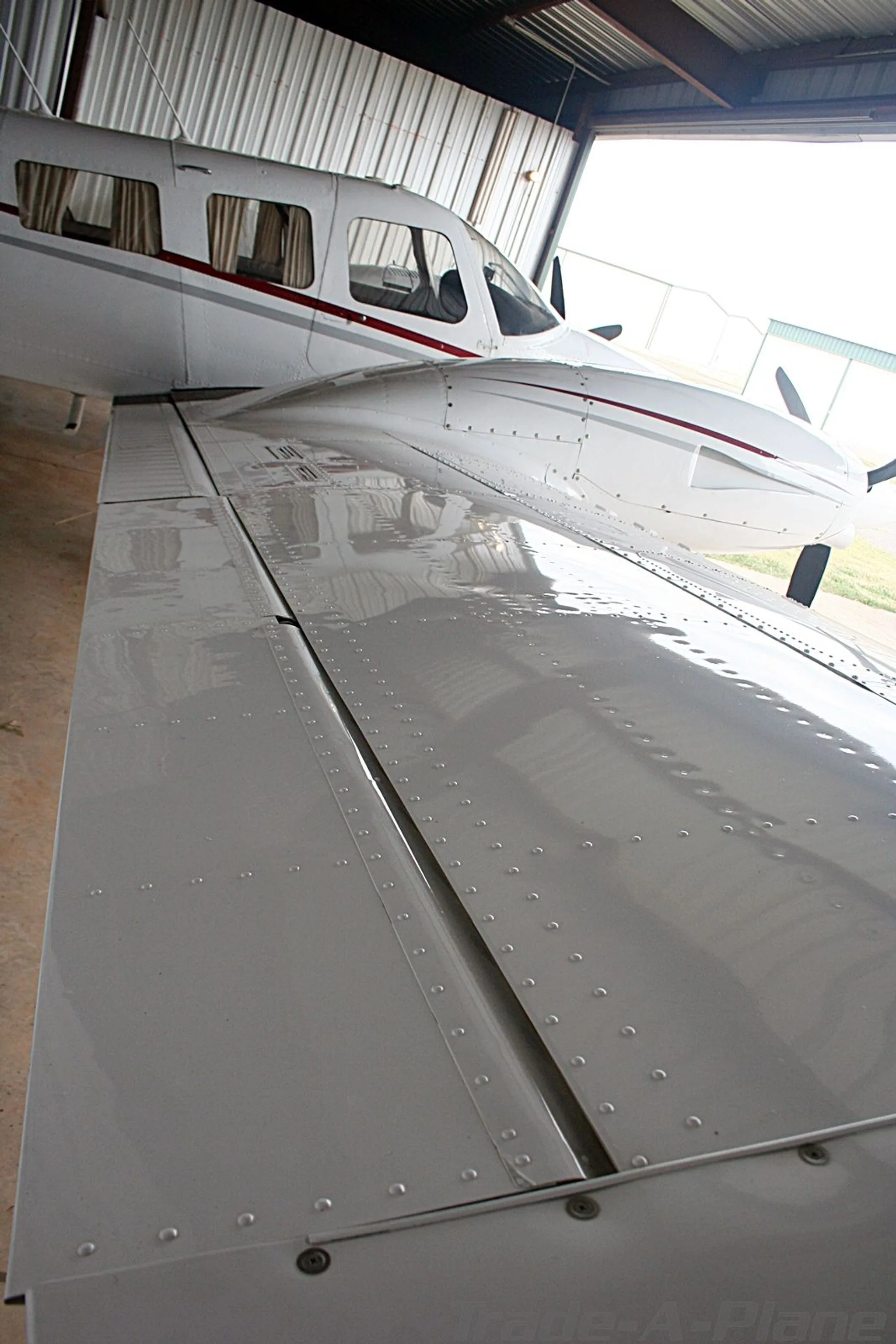 Exterior view of a 1982 PIPER SENECA III, N8460A.